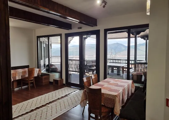 Hotel Trifon Zarezan Family Glavatartsi