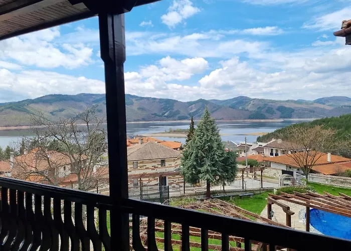 Trifon Zarezan Family Hotel