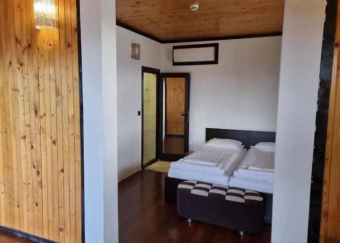 Hotel Trifon Zarezan Family Glavatartsi