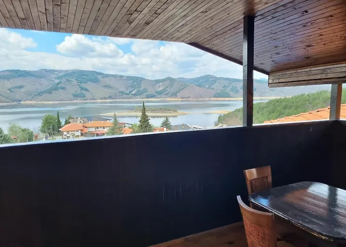 Hotel Trifon Zarezan Family 3*