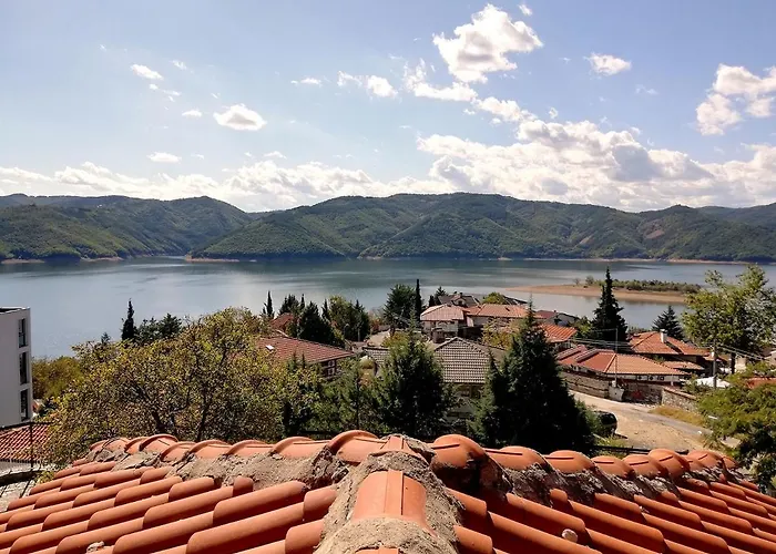 Trifon Zarezan Family 3*