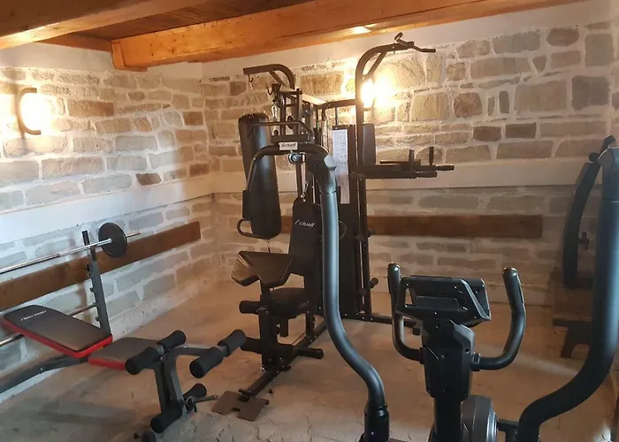 Trifon Zarezan Family Hotel